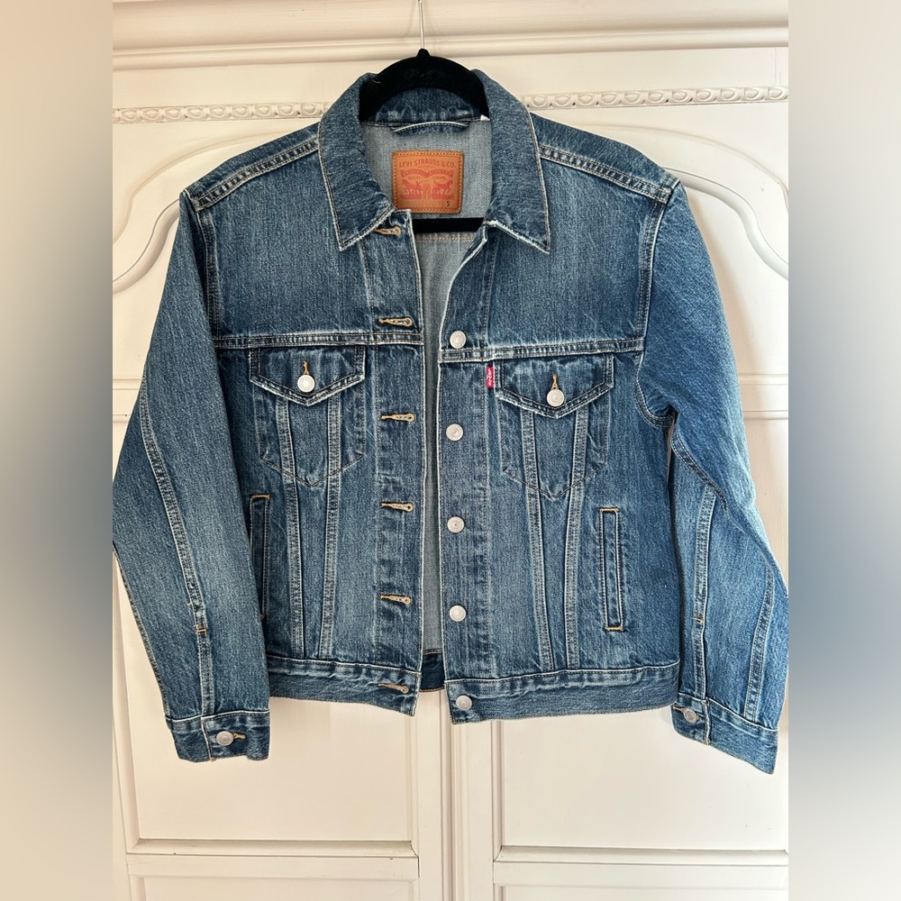 Levi's Jean Jacket Trucker Leather Patch Norm Core Capsule Minimalist